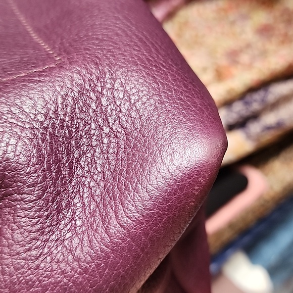 Portland Leather Large Plum Bucket Bag - Picture 9 of 13